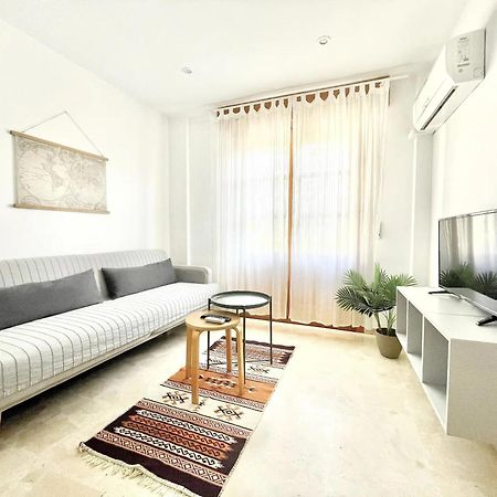 Elvira Urban Living - Granada Centro Apartment ภายนอก รูปภาพ