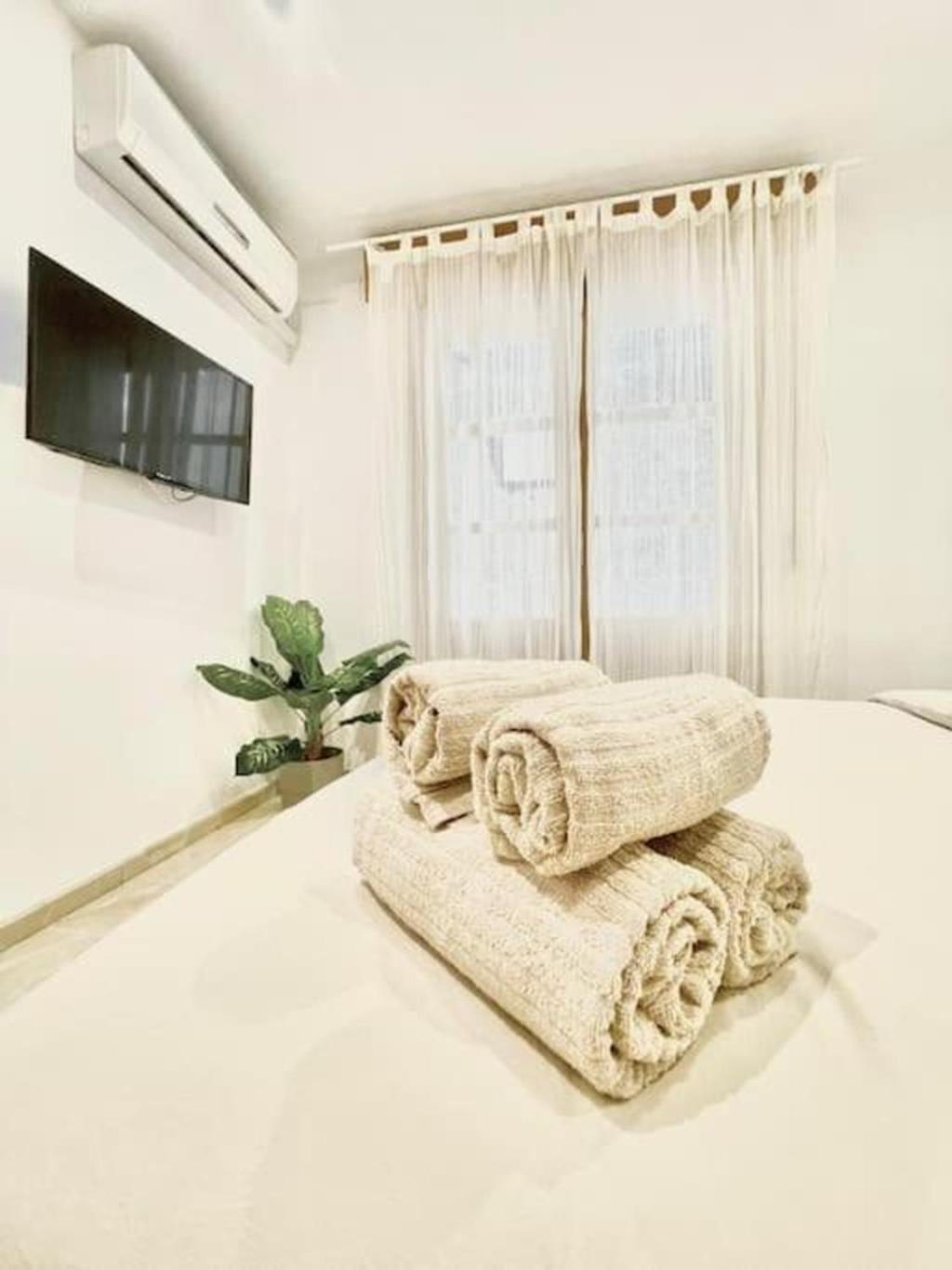 Elvira Urban Living - Granada Centro Apartment ภายนอก รูปภาพ